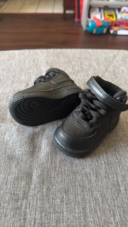 Nike kids court borough mid 2 high