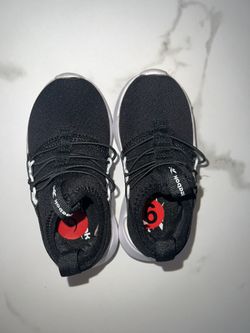 Reebok toddler sneakers Size 6