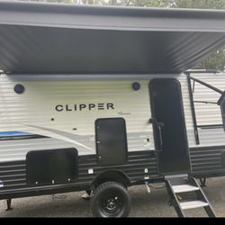 2022 Coachman clipper Ultra Light