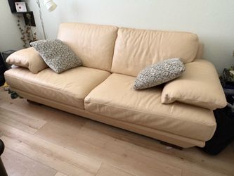 Natuzzi 2198 Italian leather sofa