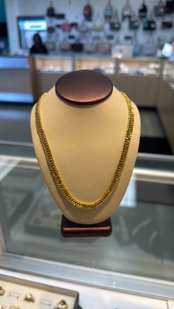 Cuban necklace