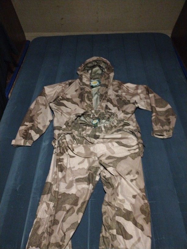 Hunting Cabellas Gore Tex Set New Condition 