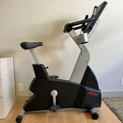 Life Fitness Club Series Stationary Bike