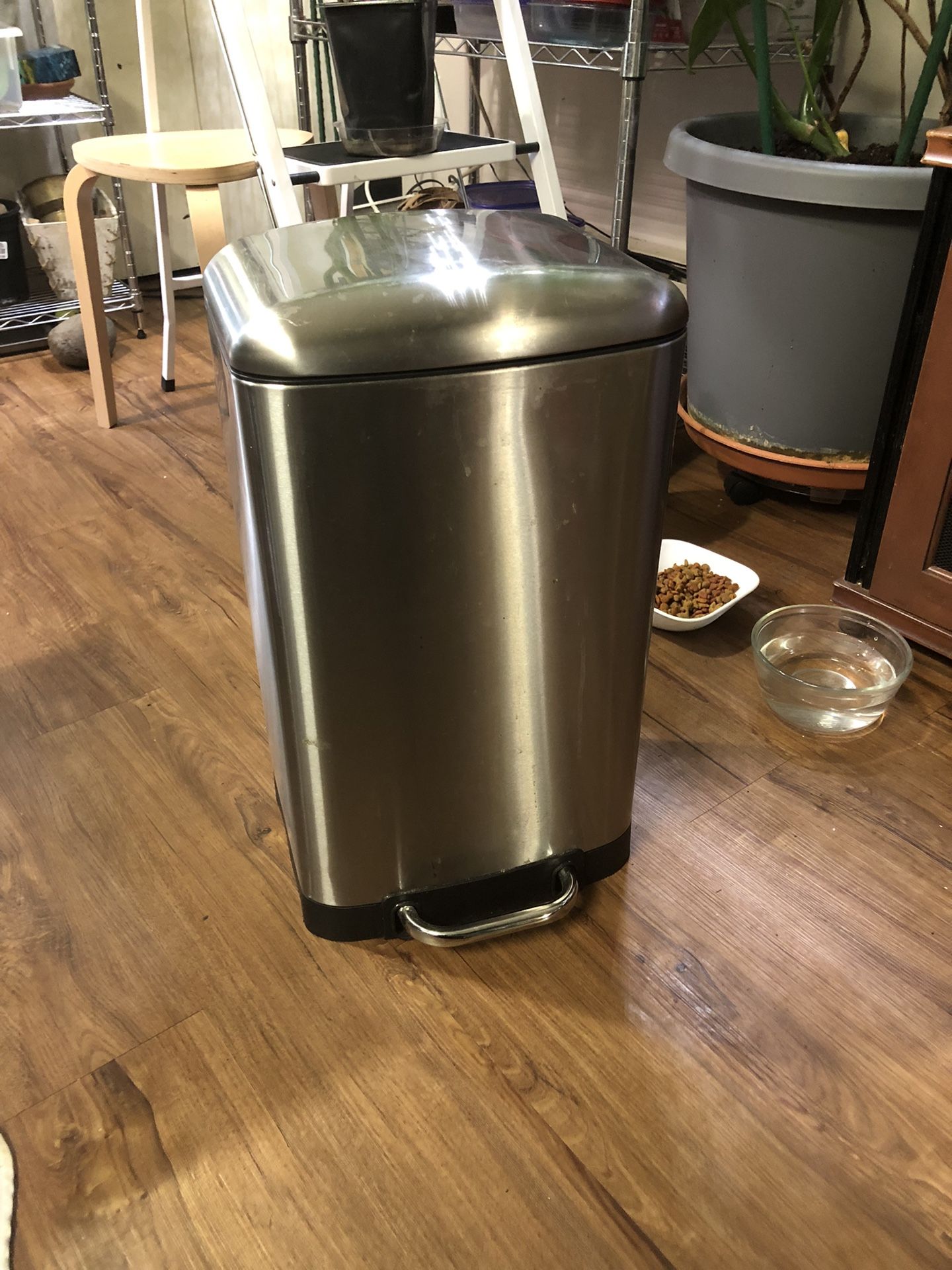 Waist Can w/ Foot Lever And Pull Out Liner