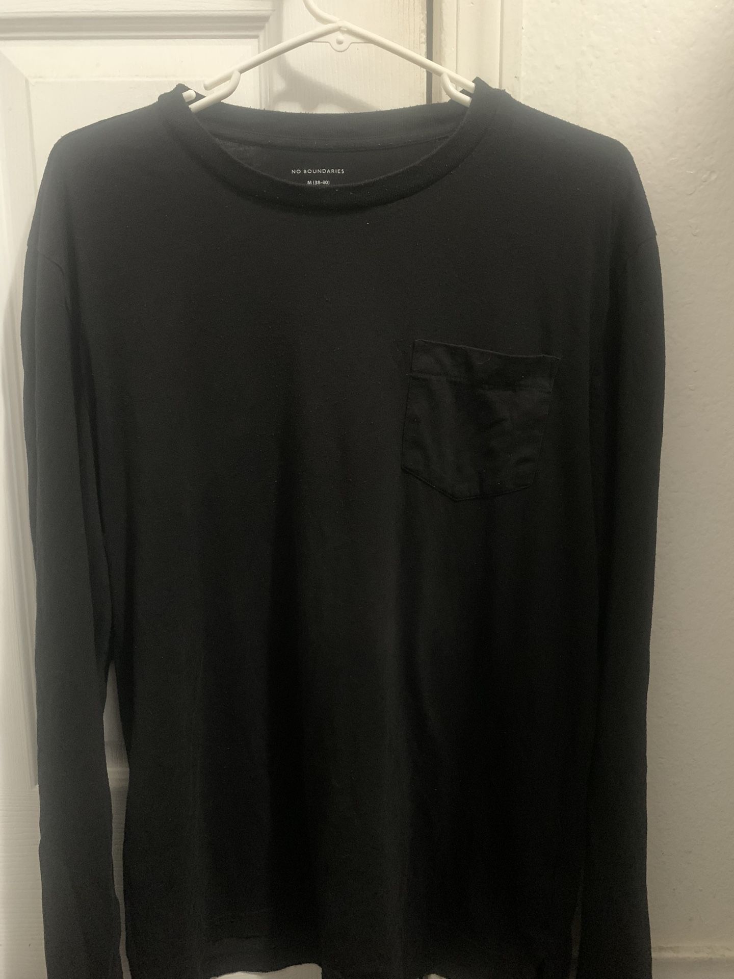 No Boundaries Long Sleeve β Medium β Great Quality!