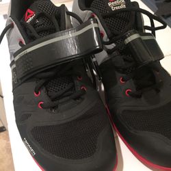CrossFit Reebok lifters size 12 Gym
