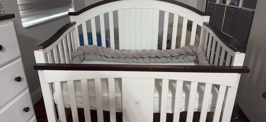 Crib Delta 4 in 1