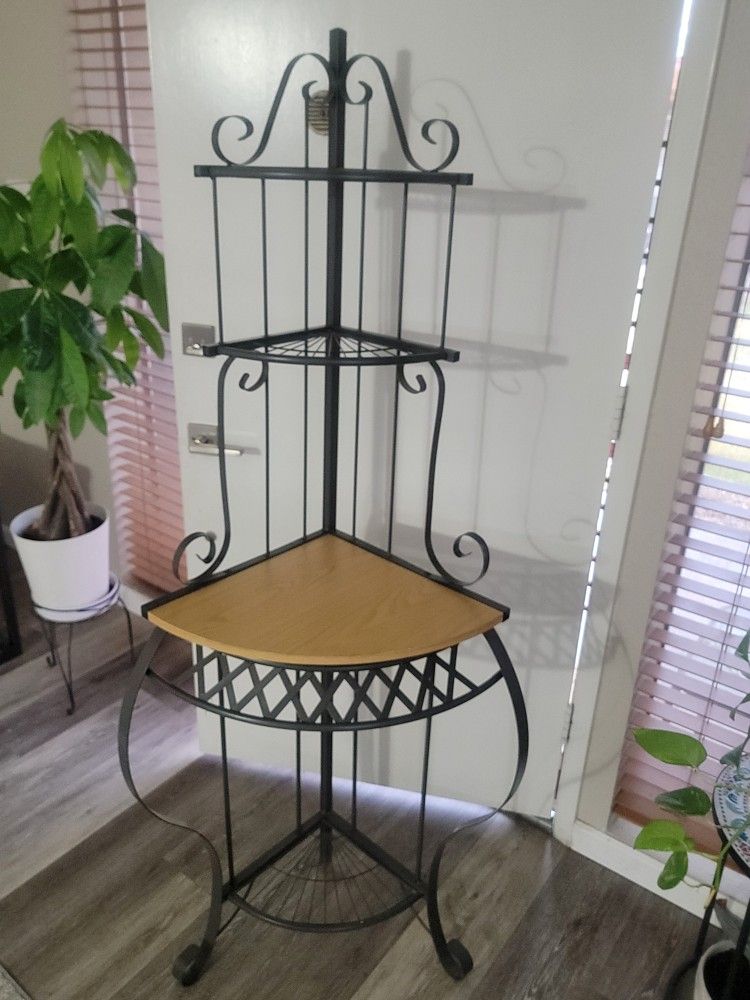 Corner Shelf