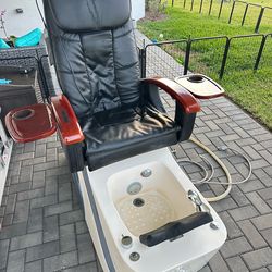 Pedicure massage chair