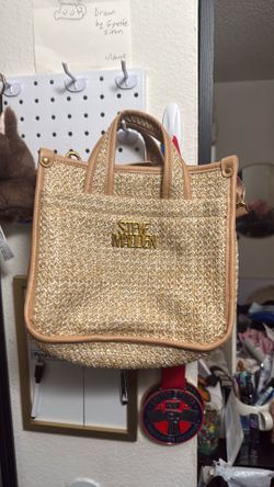 Steve Madden Woven bag
