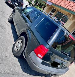 2003 Ford Explorer