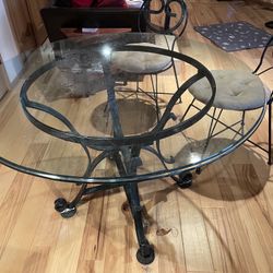 Hand Made Glass / Wrought Iron Table With 4 Chairs 