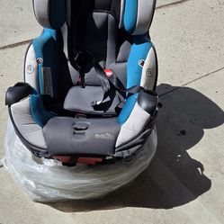 Evenflo toddler car seat.