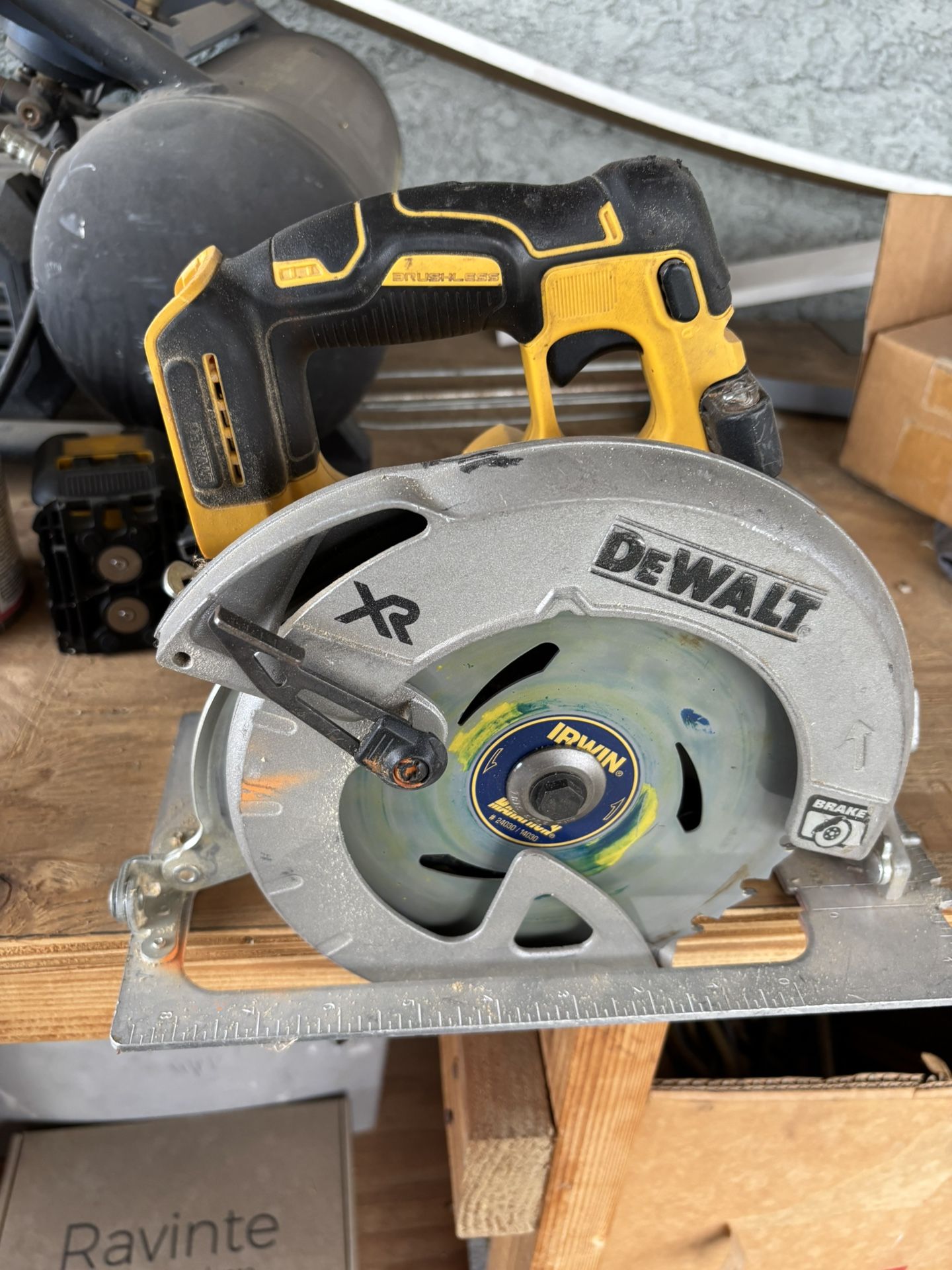 Dewalt Saw 