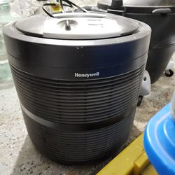 Honeywell True HEPA Allergen Germ & Particle Remover Air Purifier