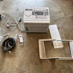 Midea 12x16 5000 BTU Window AC Unit 