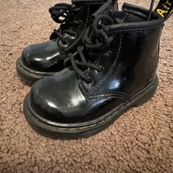 Dr. Martin Toddler Boots 5c