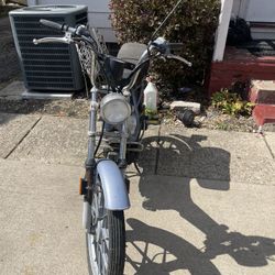 1980 Grande Vespa Piggio moped