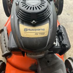 Husqvarna Hu 700f Mower