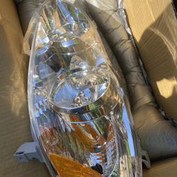 2008 Toyota Corolla Lights 