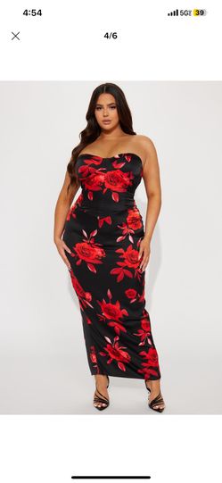 Fashion Nova Dress **NEVER WORN**