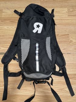 Toys R Us Hiking Water backpack