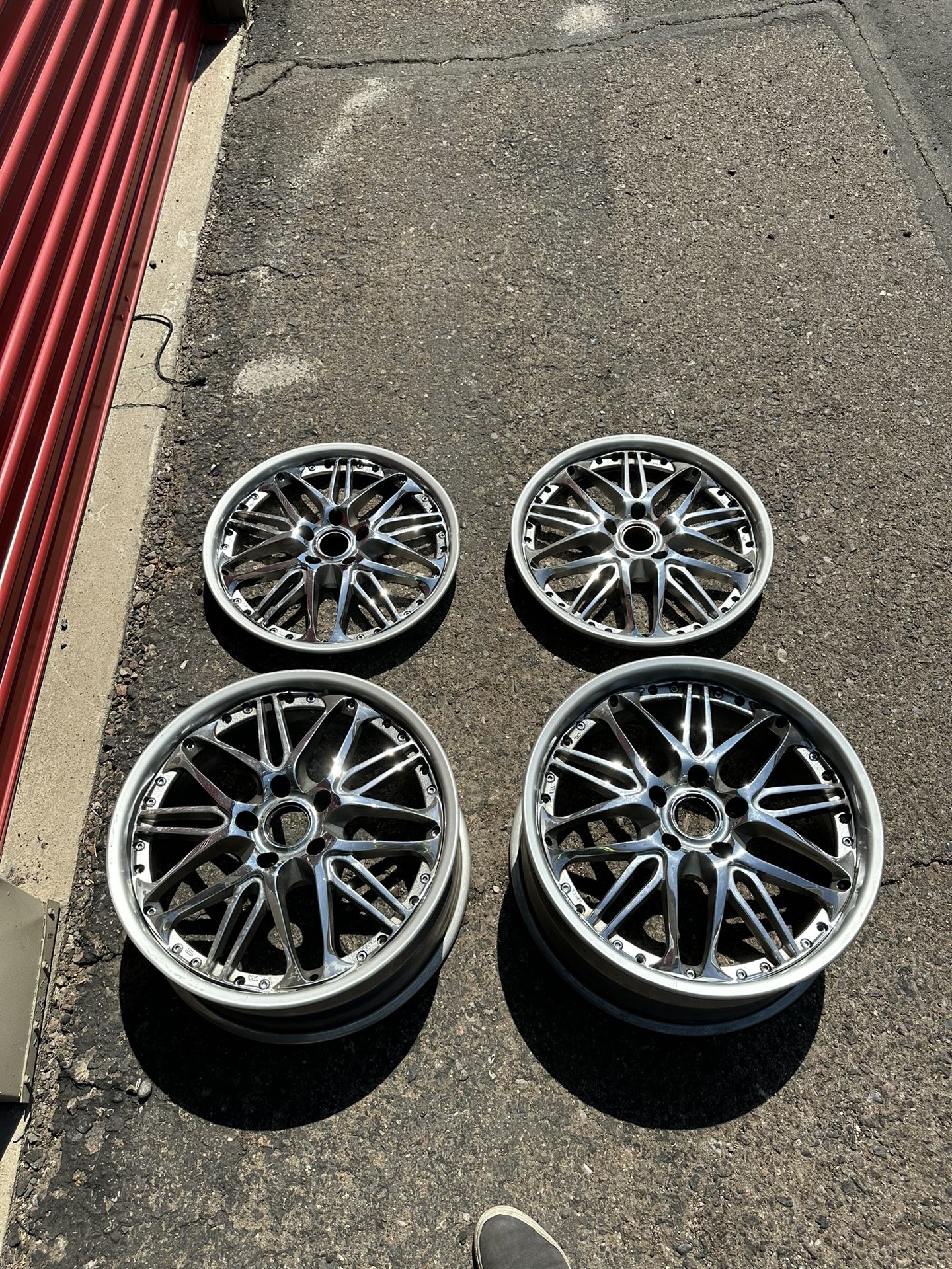 18” Weds Kranze Borphes FACES