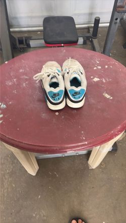 Nike shoes,