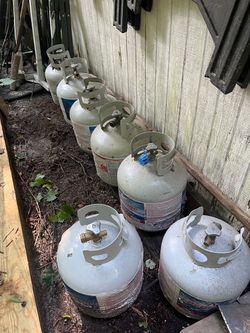 empty gas tanks