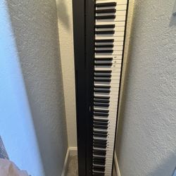 Yamaha Keyboard Piano