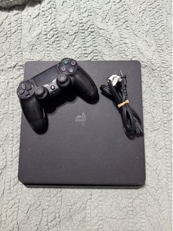 PS4 Console, with controller and charger