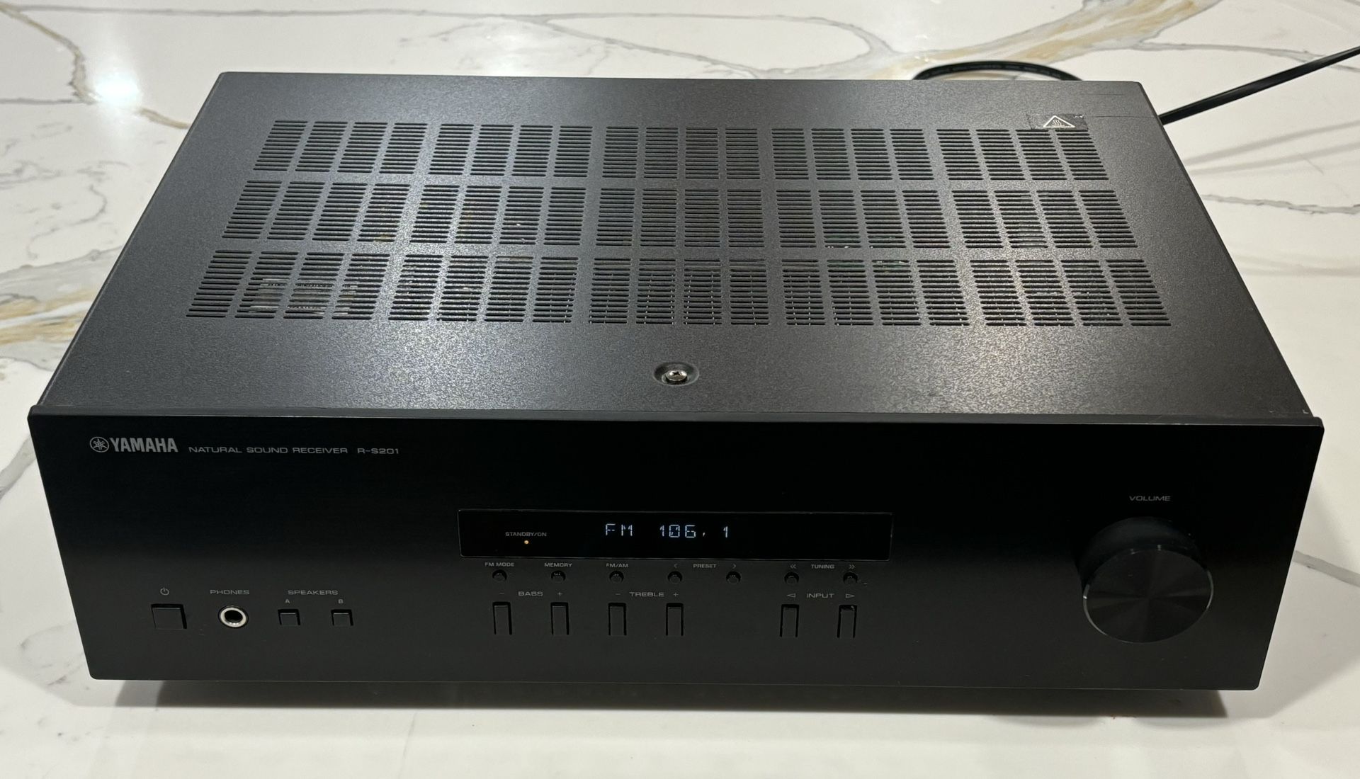 YAMAHA R-S201 NATURAL SOUND FM/AM STEREO RECEIVER BLACK