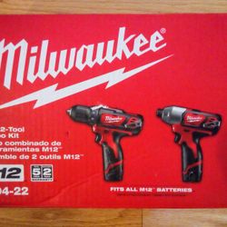 Milwaukee M12 2 Tool Drill & Impact Driver Combo Kit 