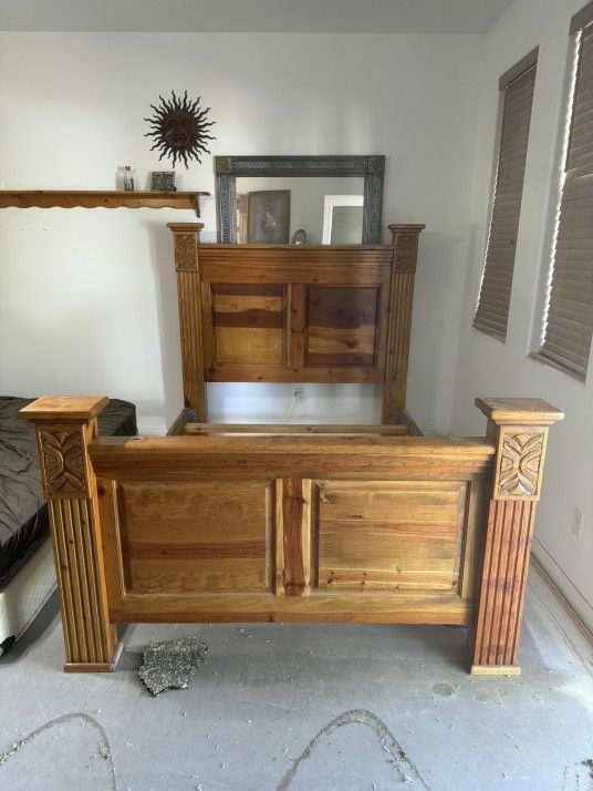 Western Quenn Bedroom Set