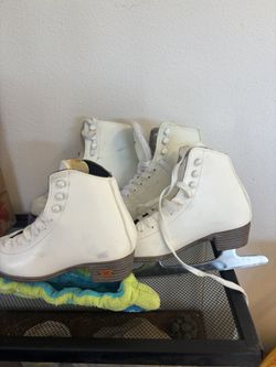 Skate Shoes $10 A Pair