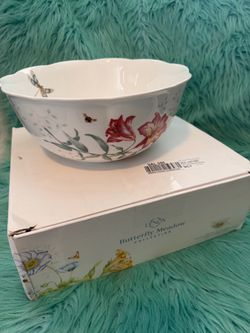 NIB Lenox Butterfly Meadow 11-Inch Salad Bowl
