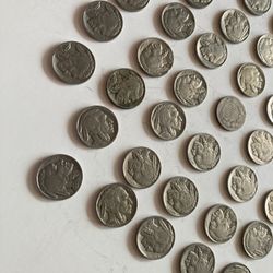 Nice vintage lot of Buffalo Indian head nickels V nickel