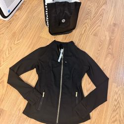 Lululemon Jacket 