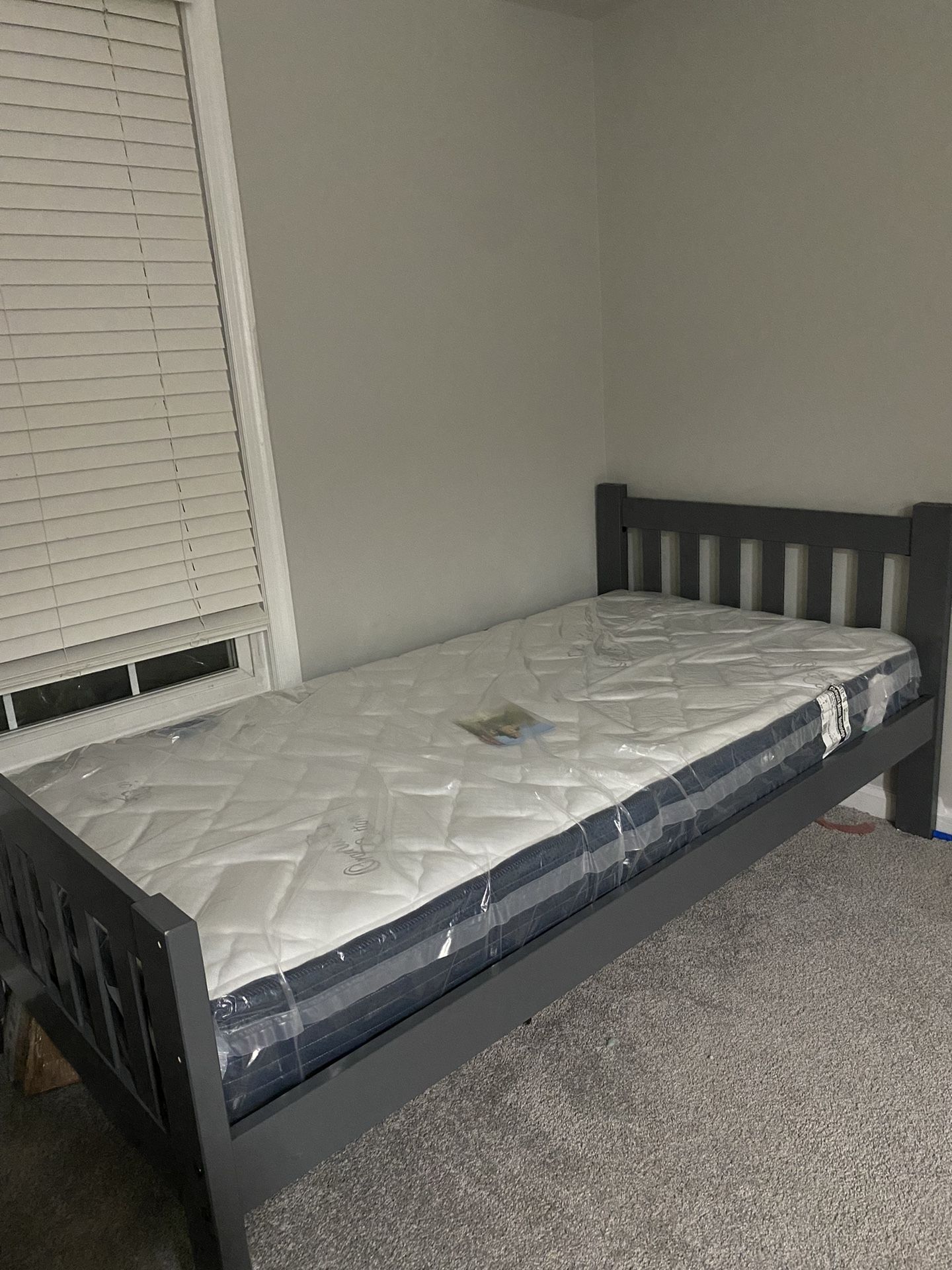 Twin Bunk Bed