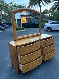 BEDROOM DRESSER 6 DRAWERS WITH MIRROR MAPLE COLOR LIKE NEW BY INDONÉSIA FURNITURE