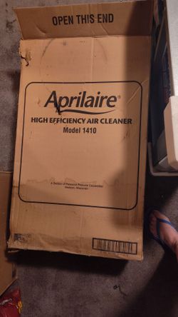 High efficiency air cleaner
