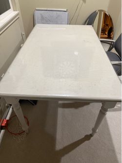 White table with 2 benches