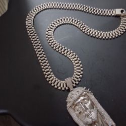 Rolex Chain & Jesus pendant 
