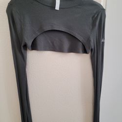 Alo Yoga Thrill Seeker Shrug Top Dark Cactus