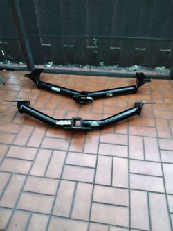 Reesse trailer  SUV  Truck
