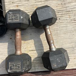 Two 25 Pound Dumbbells Weights Friendswood, Tx 77546