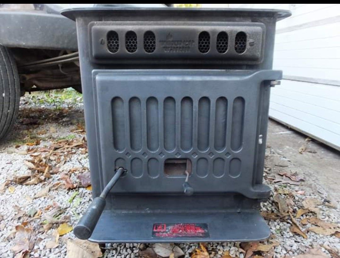 All Nighter wood stove with blower for Sale in Yosemite, KY OfferUp