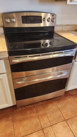 GE PROFILE STAINLESS ELECT DBL OVEN!!!