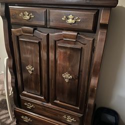 Wooden Antique Dresser 