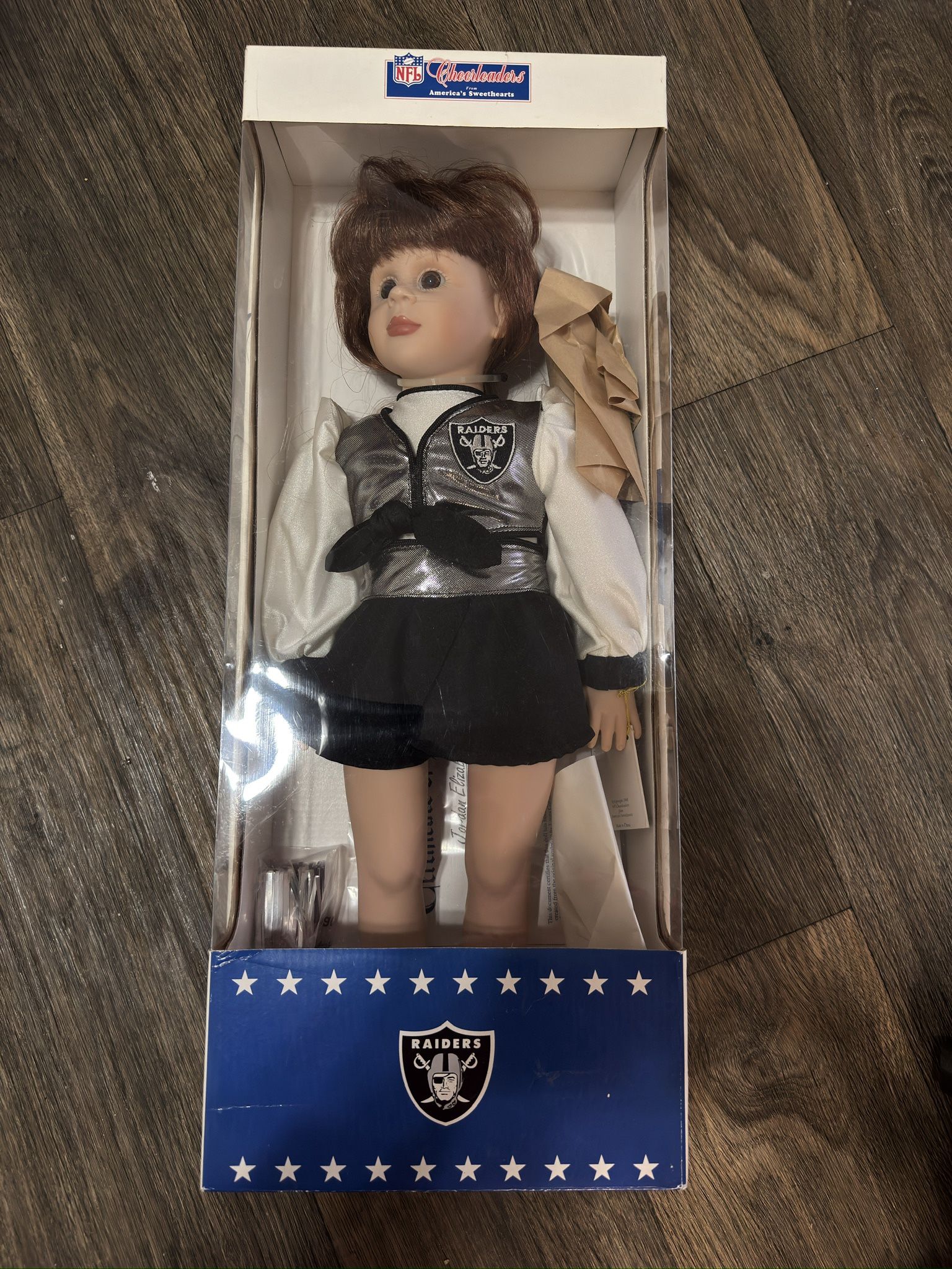 RAIDERS OFFICIAL NFL CHEERLEADER DOLL - AMERICA'S SWEETHEARTS NIB